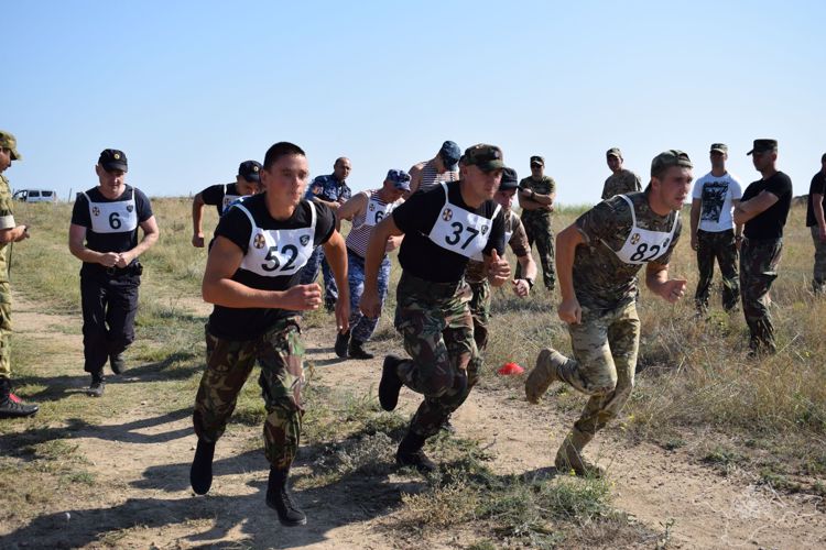 В КРЫМУ ОПРЕДЕЛИЛИСЬ ПОБЕДИТЕЛИ И ПРИЗЕРЫ ЧЕМПИОНАТА ПО ВОЕННО-ПРИКЛАДНОМУ СПОРТУ СРЕДИ ПОДРАЗДЕЛЕНИЙ ТЕРРИТОРИАЛЬНОГО ОРГАНА РОСГВАРДИИ