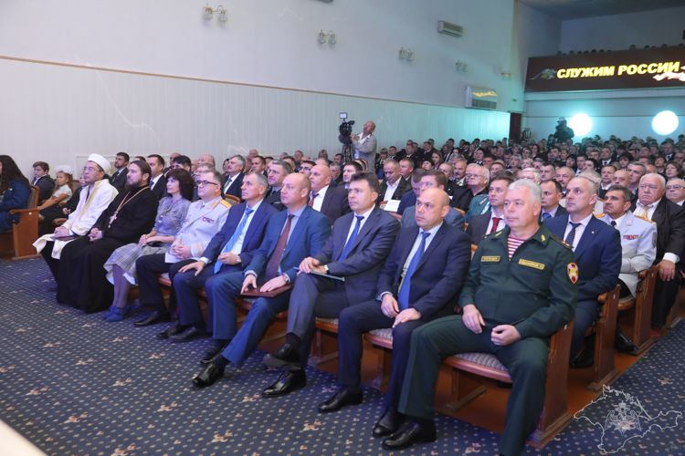 Руководитель крымской Росгвардии поздравил коллег с Днем сотрудника органов внутренних дел Российской Федерации