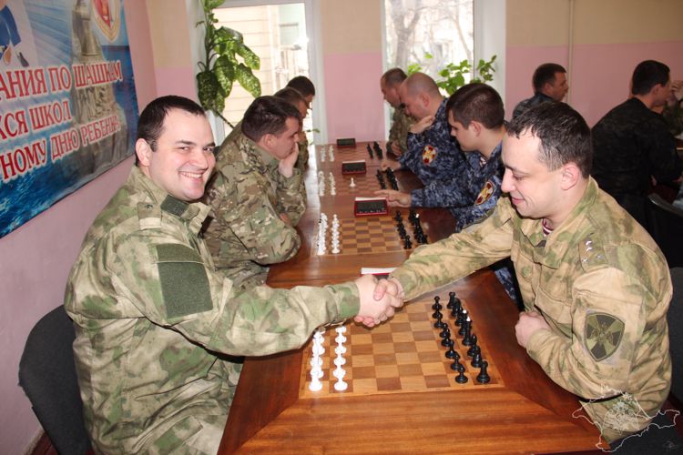 Завершился общекрымский турнир по шахматам среди росгвардейцев
