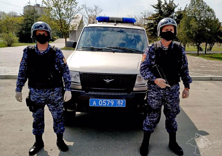 В Красноперекопске наряд Росгвардии задержал по горячим следам гражданина, подозреваемого в краже
