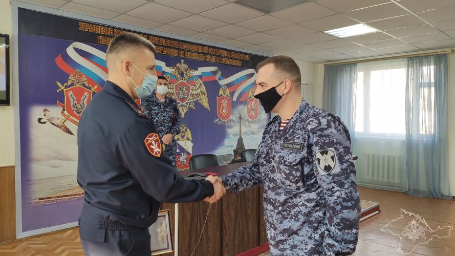 В Крыму и Севастополе состоялись торжества, посвященные 68-й годовщине со дня образования подразделений вневедомственной охраны Росгвардии