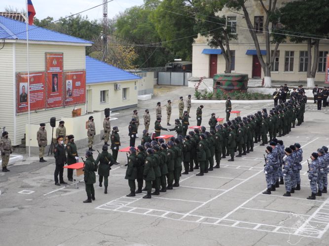 В Крыму военнослужащие Росгвардии приведены к присяге