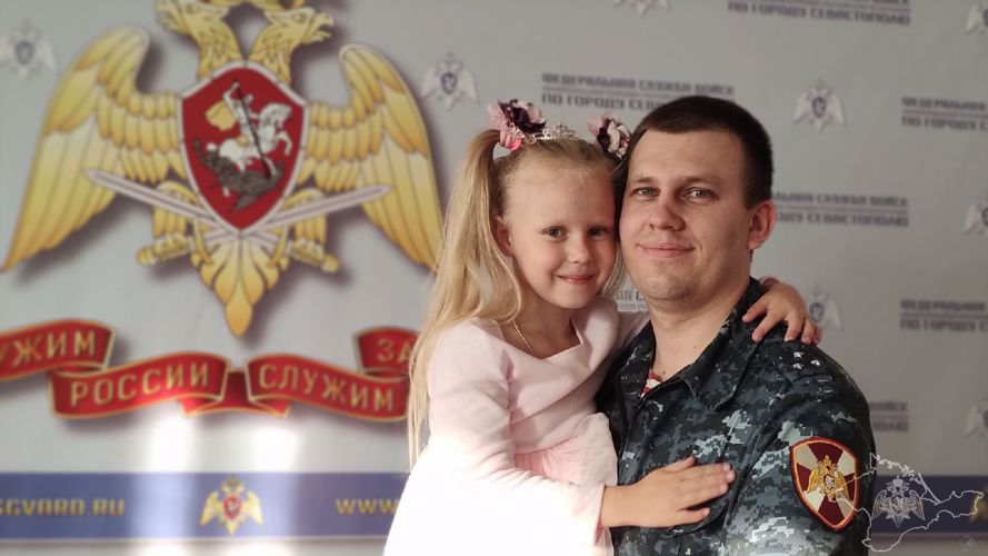 Дочь офицера Росгвардии из Севастополя заняла второе место на окружном песенном фестивале