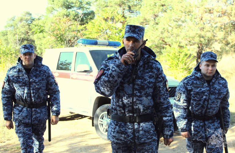 Военнослужащие Росгвардии в Севастополе задержали подозреваемого в сбыте наркотиков