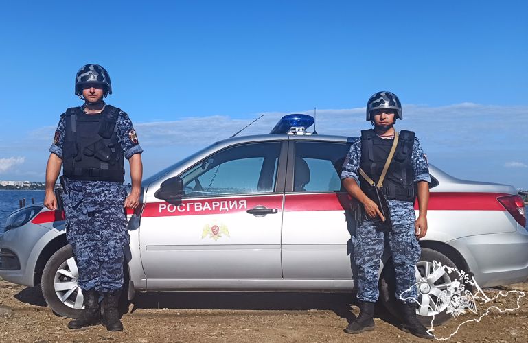 Разыскиваемого на федеральном уровне злоумышленника задержали крымские росгвардейцы