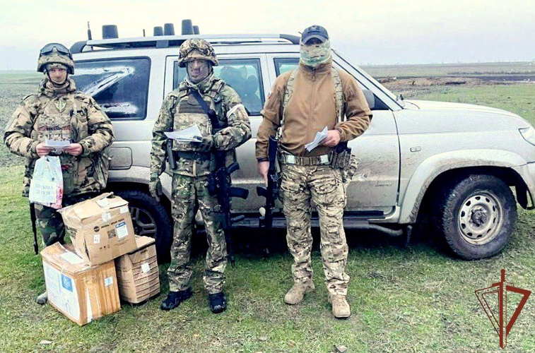  Росгвардейцы с передовой поблагодарили участников акции «Своих не бросаем» (видео)