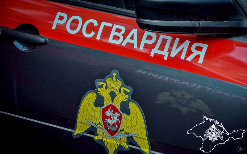В Симферополе росгвардейцы пресекли противоправные действия нетрезвого гражданина на автозаправочной станции