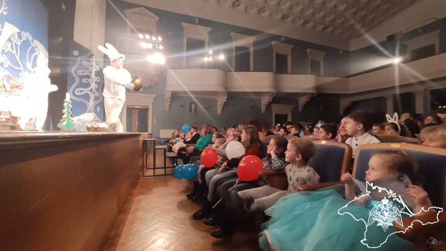 Дети росгвардейцев из Севастополя побывали на новогодней елке правительства Москвы