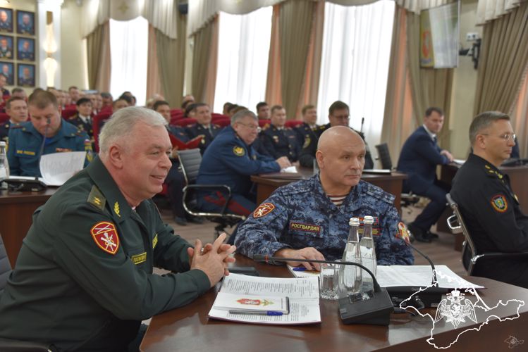 Начальник крымского территориального органа Росгвардии принял участие в расширенной коллегии УМВД