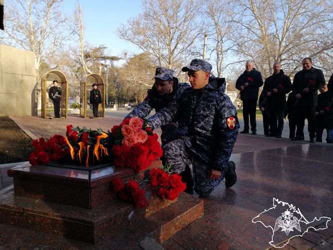 Севастопольские росгвардейцы присоединились к памятным мероприятиям, приуроченным к 79-й годовщине полного снятия блокады Ленинграда в годы Великой Отечественной войны