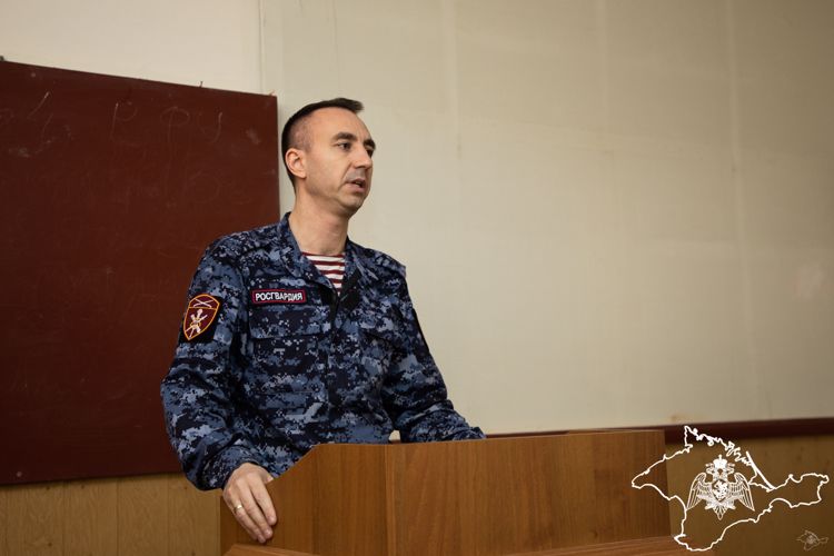 О перспективах службы в Росгвардии рассказали студентам-медикам в Крыму