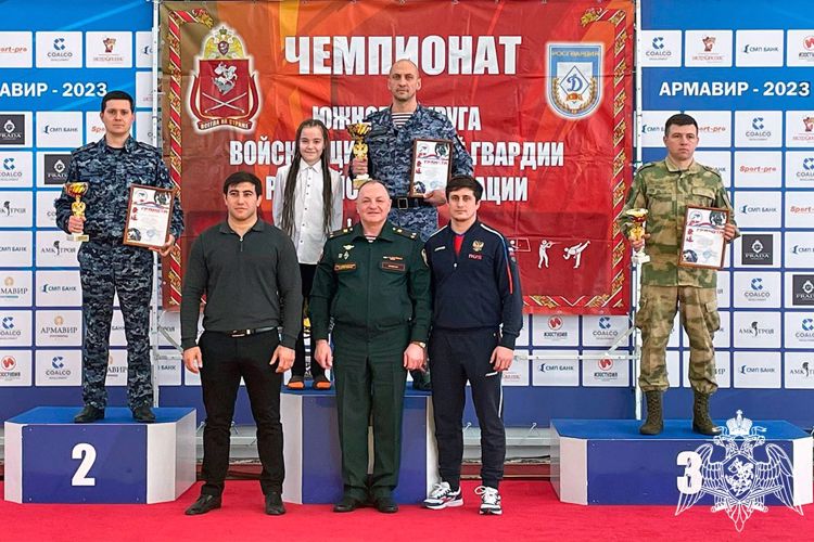 Росгвардейцы из республики Крым завоевали золото на чемпионате Южного округа Росгвардии по дзюдо