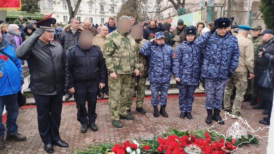 В Крыму и Севастополе росгвардейцы почтили память погибших воинов-интернационалистов