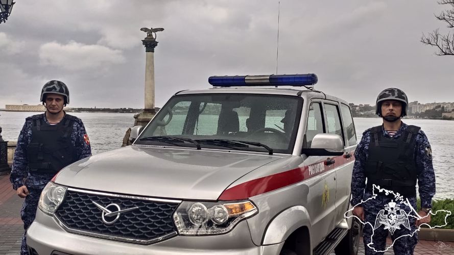 Ранее судимого гражданина, снова преступившего закон, задержали росгвардейцы в Севастополе