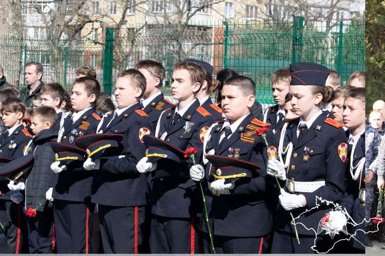 Память военнослужащего Росгвардии увековечили в Крыму