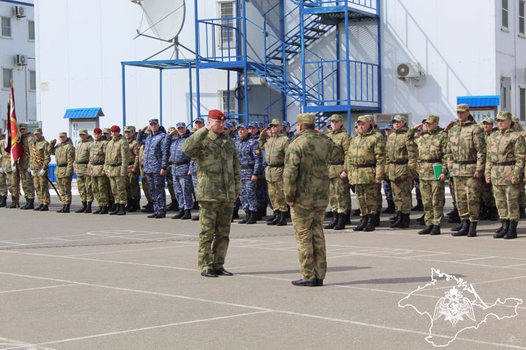 Личный состав воинских частей Росгвардии, дислоцированных в Крыму, отметил годовщины сформирования подразделений