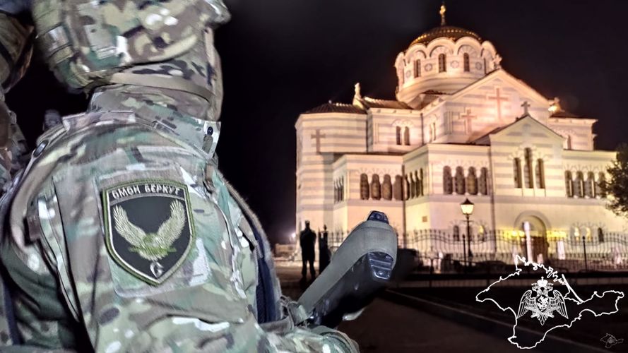 Росгвардия обеспечила охрану общественного порядка и безопасности пасхальных торжеств в Крыму