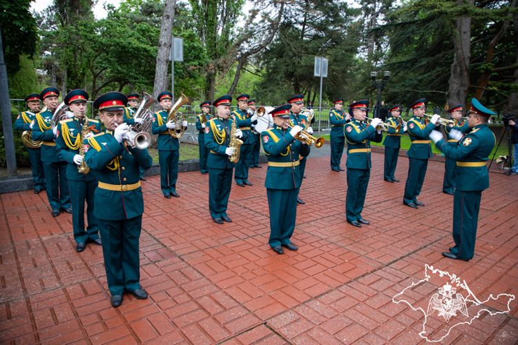 В Крыму и Севастополе прошли торжественные мероприятия, посвященные Великой Победе