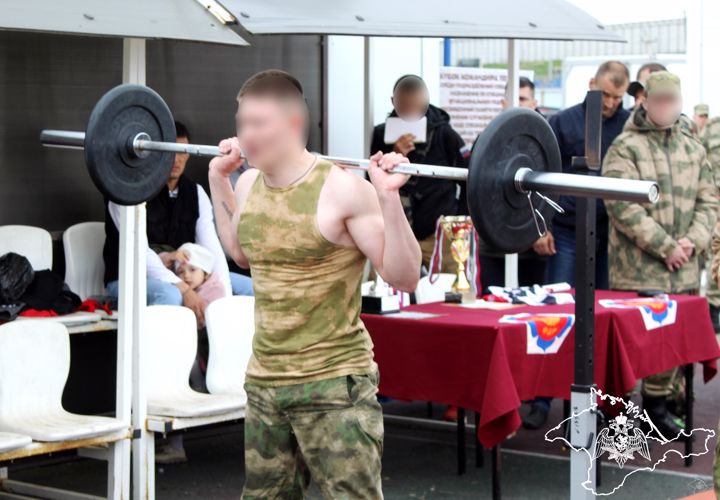 Мемориальный турнир, посвященный памяти военнослужащего, погибшего в ходе СВО, провели росгвардейцы в Керчи