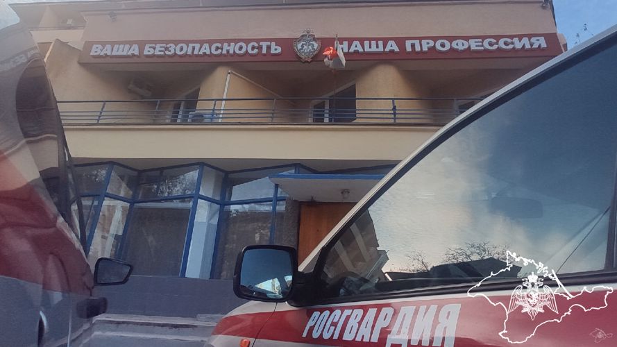 Сотрудники Росгвардии пресекли нарушение общественного порядка в Севастополе