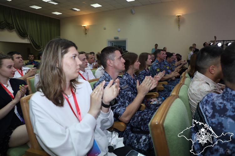 Патриотический форум организовали росгвардейцы в Крыму