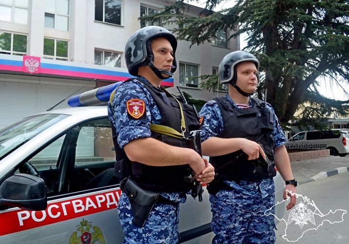 Действия водителя, создававшего опасную ситуацию на дороге, пресекли росгвардейцы в Симферополе