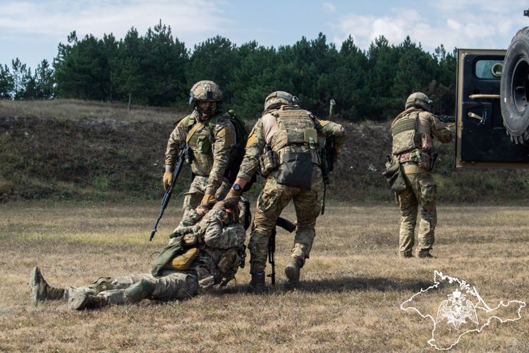 Добровольческий казачий батальон Росгвардии принял участие в комплексном тактико-специальном занятии в Крыму