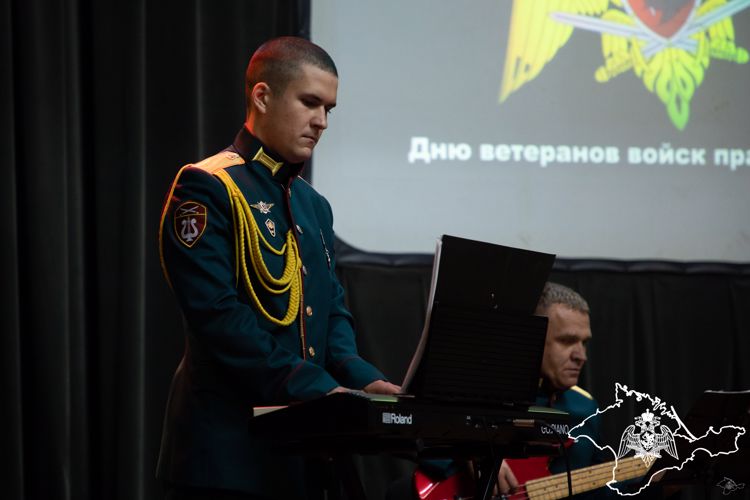 В Крыму прошли мероприятия, посвященные Дню ветеранов войск правопорядка