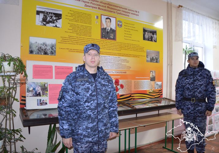 Военнослужащие Росгвардии в Ялте почтили память Героя России Дмитрия Гребёнкина