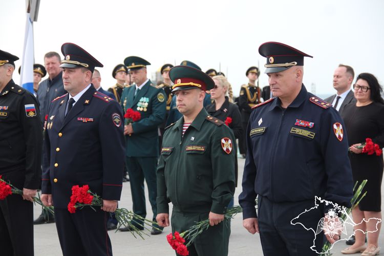 В Крыму и Севастополе прошел ряд мероприятий, посвященных Дню народного единства