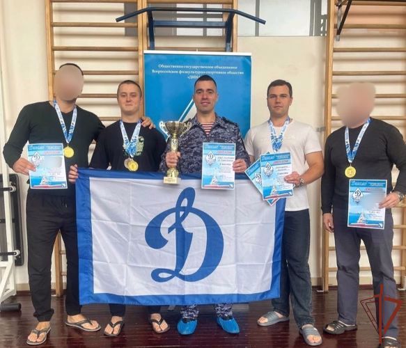 Спортсмены Росгвардии победили на чемпионате по плаванию в Севастополе