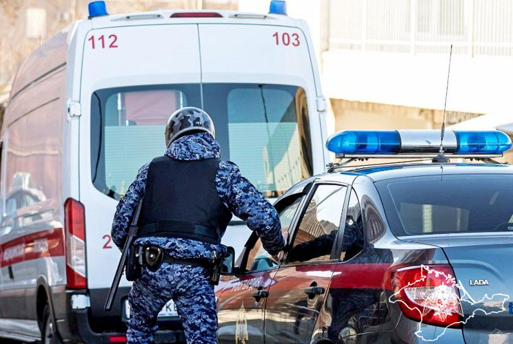 Росгвардейцы пришли на помощь получившему травму жителю Симферополя