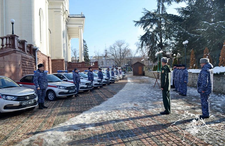 Подразделения вневедомственной охраны Росгвардии в Крыму получили новые патрульные автомобили