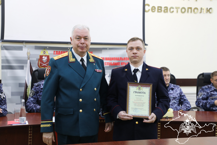 Росгвардейцы приняли участие в мероприятиях, посвященных празднованию Дня защитника Отечества в Крыму и Севастополе