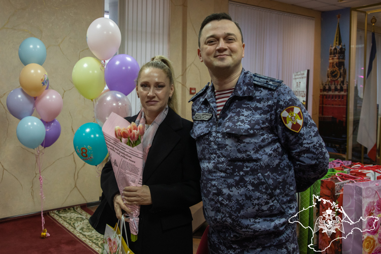 В Росгвардии Крыма и Севастополя состоялись торжественные мероприятия, посвящённые Международному женскому дню