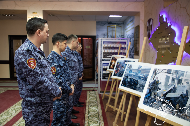 Росгвардия присоединилась к празднованию 10-летия воссоединения Крыма с Россией