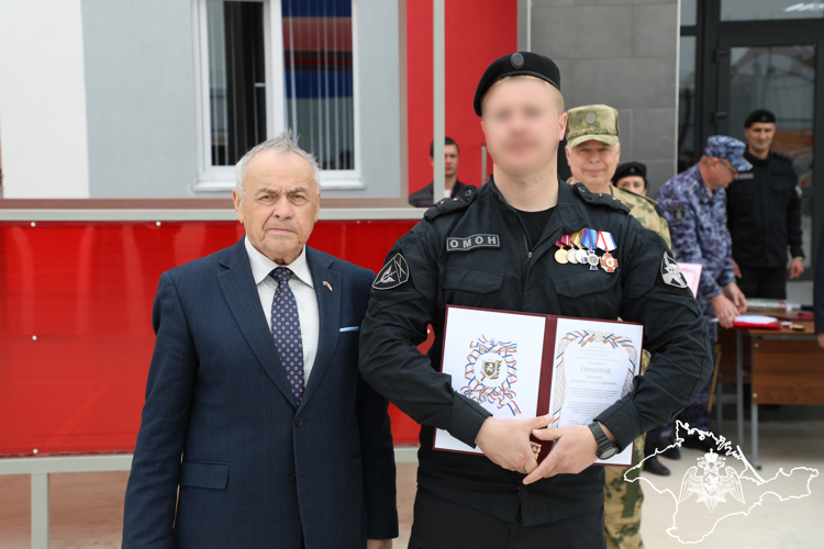 В Керчи сотрудники ОМОН отметили годовщину со дня образования спецподразделения