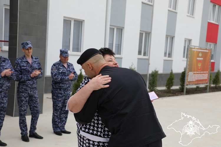 В Керчи сотрудники ОМОН отметили годовщину со дня образования спецподразделения