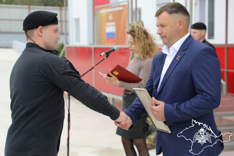 В Керчи сотрудники ОМОН отметили годовщину со дня образования спецподразделения