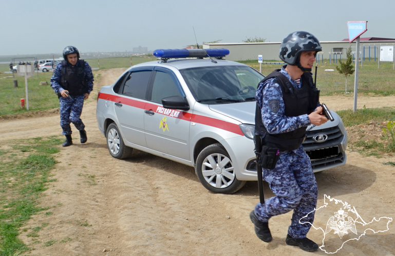 В Крыму прошел II этап конкурса профессионального мастерства групп задержания вневедомственной охраны