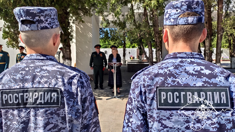 Память легендарного комбата Победы почтили севастопольские росгвардейцы
