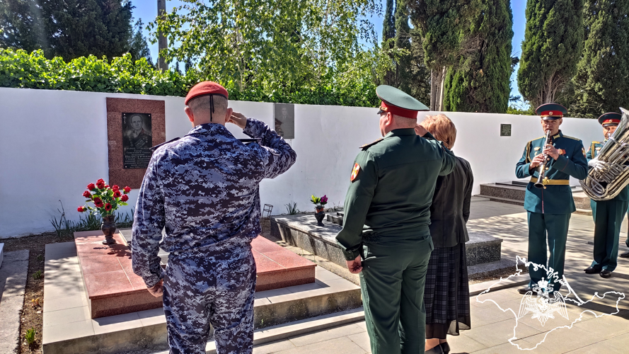 Память легендарного комбата Победы почтили севастопольские росгвардейцы