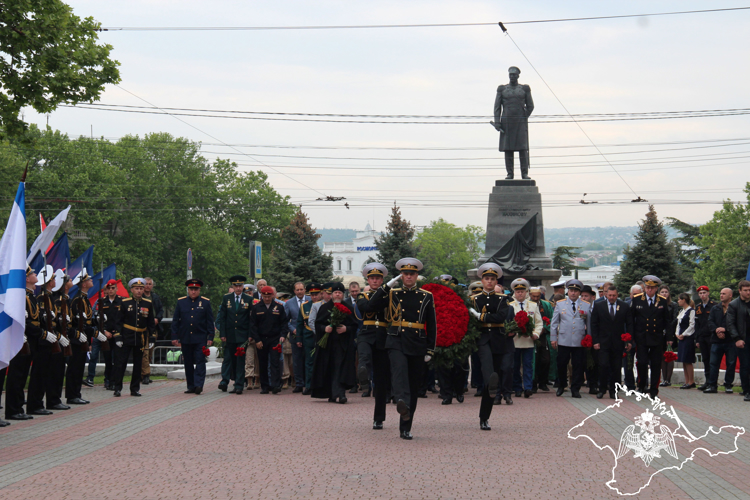 В Крыму и Севастополе прошли торжественные мероприятия, посвященные 79-й годовщине победы в Великой Отечественной войне