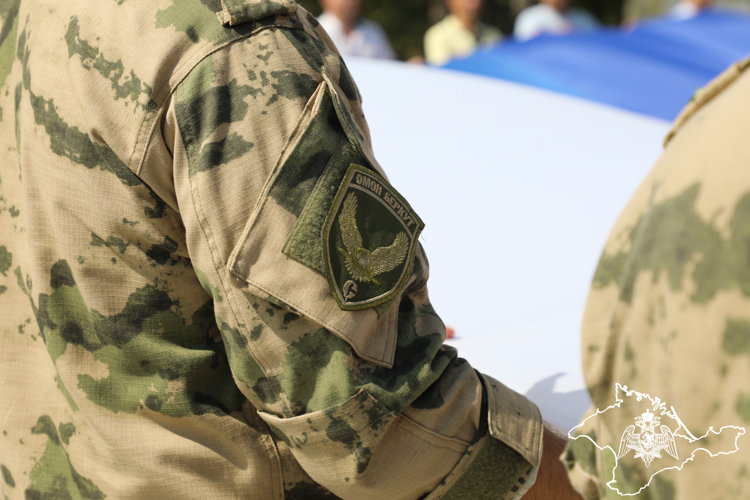 К всероссийской патриотической акции присоединились росгвардейцы в Севастополе