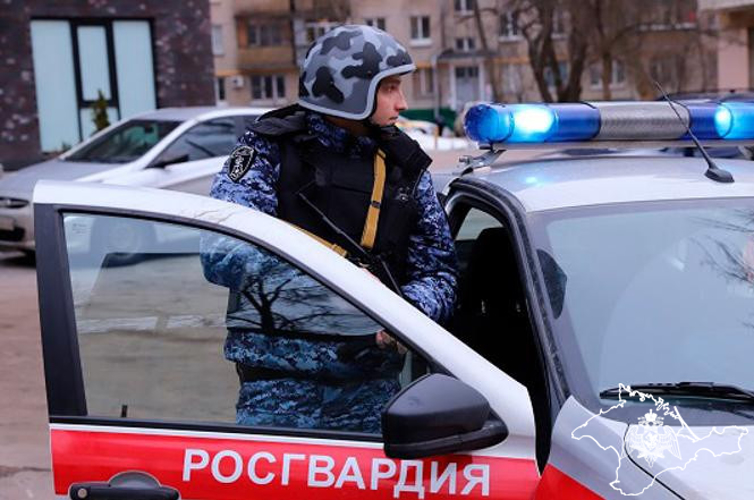 В Симферополе сотрудники Росгвардии задержали граждан с наркотиками