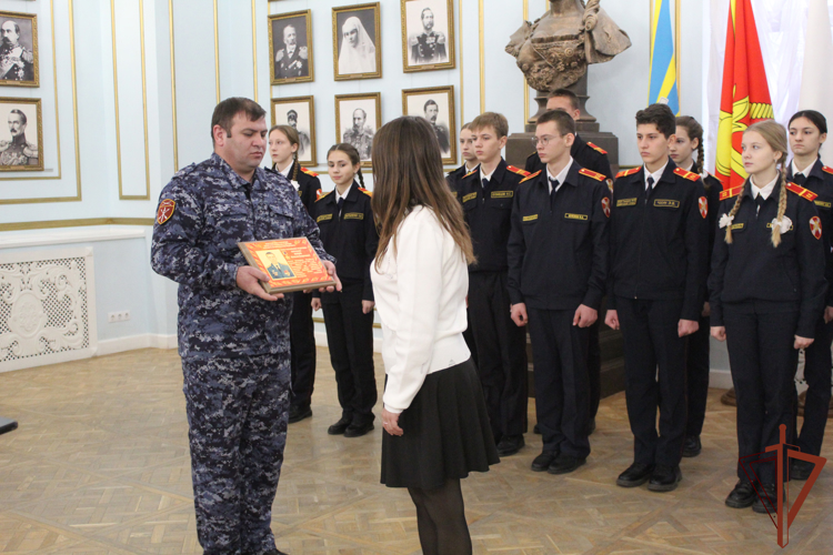 Имя Героя России Максима Концова присвоено профильному классу Росгвардии в Севастополе