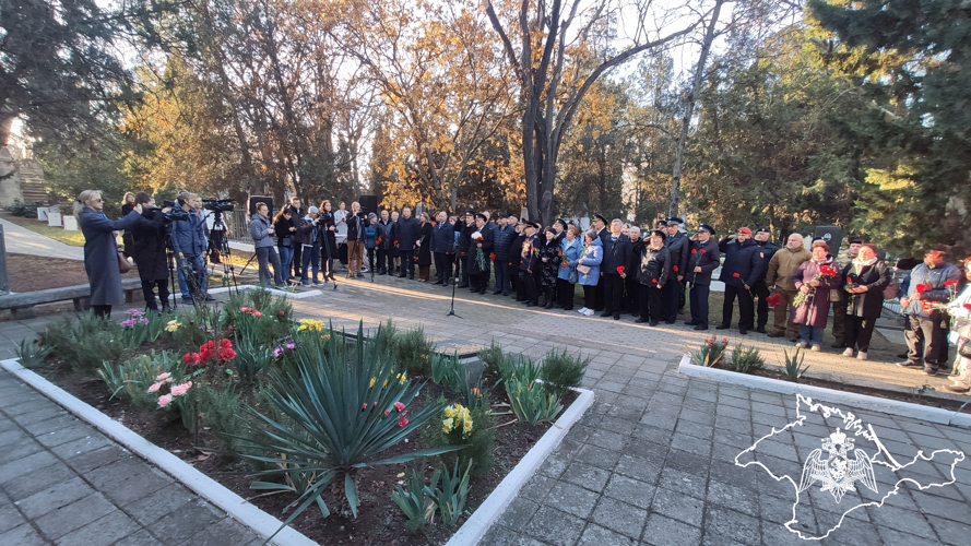 В Крыму и Севастополе росгвардейцы провели мероприятия в честь Дня Героев Отечества