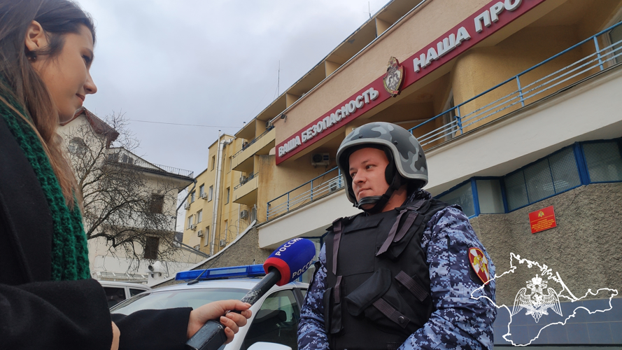 Журналистам ГТРК «Севастополь» рассказали о служебных буднях сотрудников вневедомственной охраны Росгвардии