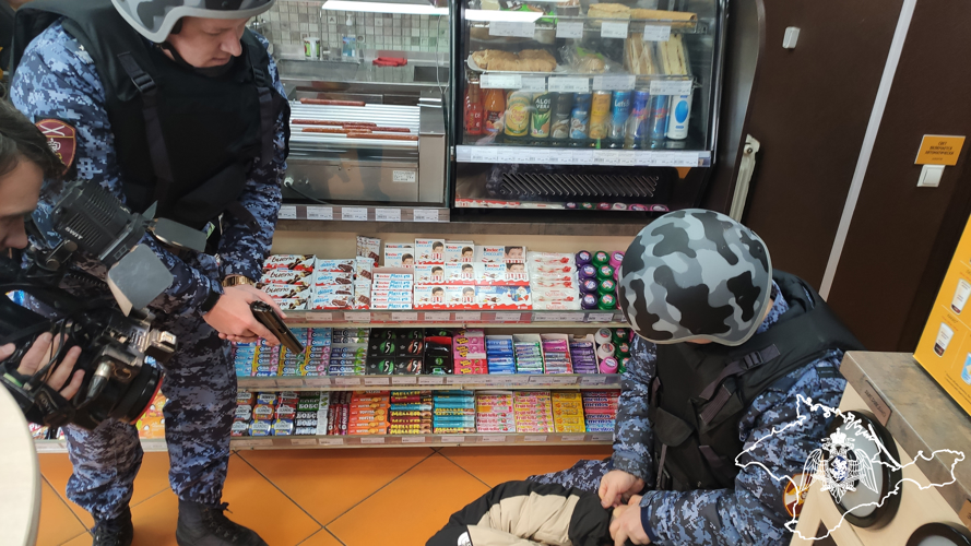 Журналистам ГТРК «Севастополь» рассказали о служебных буднях сотрудников вневедомственной охраны Росгвардии