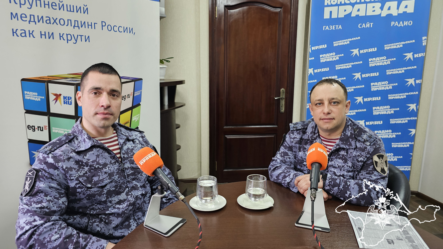 Росгвардейцы выступили на радио